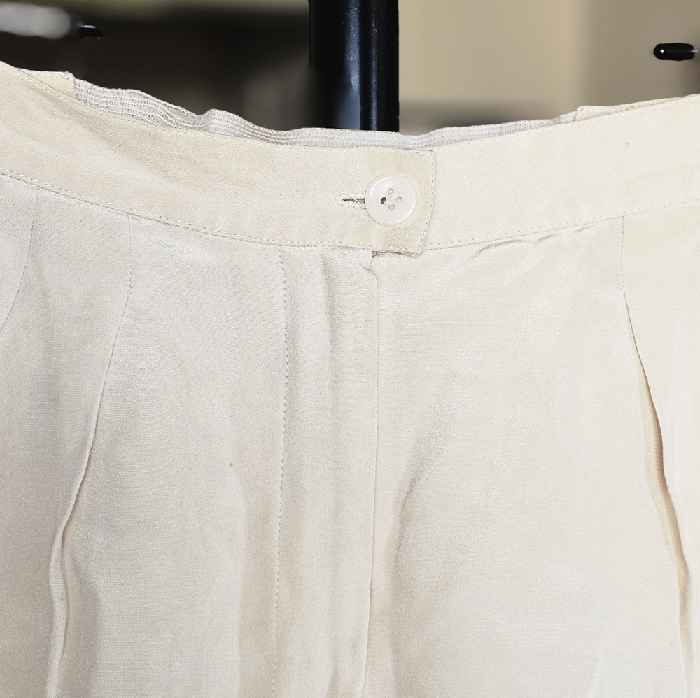 Reformation VTG Ivory Silk High-Waist Trouser Shorts - Picture 2 of 9